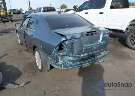 2012 Ford Fusion Hybrid z USA, uszkodzony, nr VIN 3FADP0L33CR206202